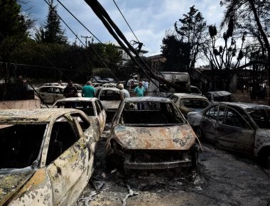 Κάποιοι έχουν «μαύρο» χιούμορ: Η ΓΓ Πολιτικής Προστασίας μας λέει πως να σωθούμε από μια πυρκαγιά μετά... την καταστροφή